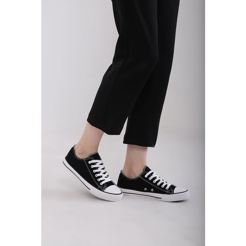 Berrybenka - Sepatu Sneakers Wanita Sofia Yura Low Ankle Sneaker-4