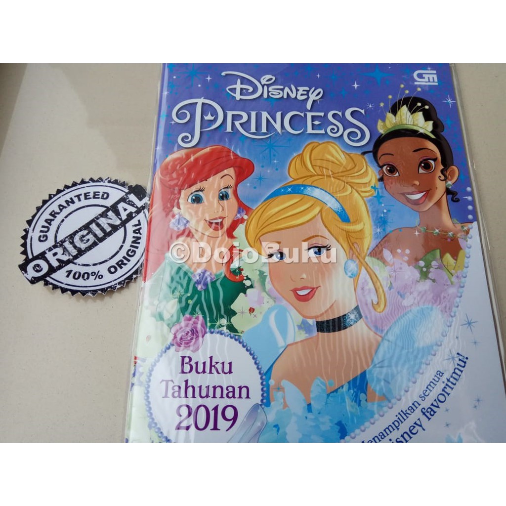 Disney Princess: Buku Tahunan 2019 by Disney