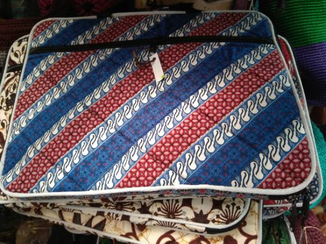 (BISA COD) Tas Laptop Batik Variasi 14 inchi 36x 28 cm- Souvenir Jogja