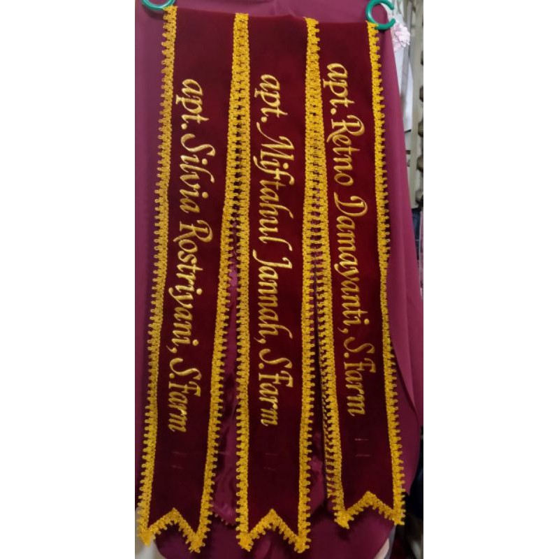 Selempang/Sash Wisuda Bordir Baltos Bandung Pinggiran RENDA ,1HARI JADI