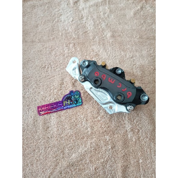 Kaliper Brembo P4 2Pin Black Grade A10 PCX 150 Disk 220mm