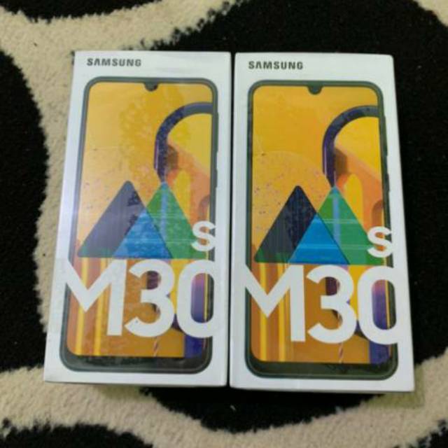Samsung M30S bergaransi resmi setahun