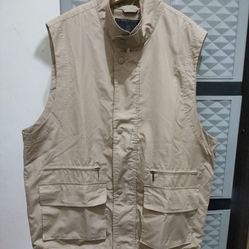 vest giani valentino