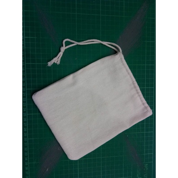 

pouch serut polos blacu tebal 16x20 cm
