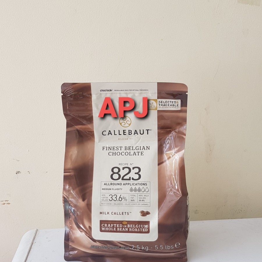 

Callebaut Milk Chocolate Couverture Belgian Chocolate Coklat 823 500gr