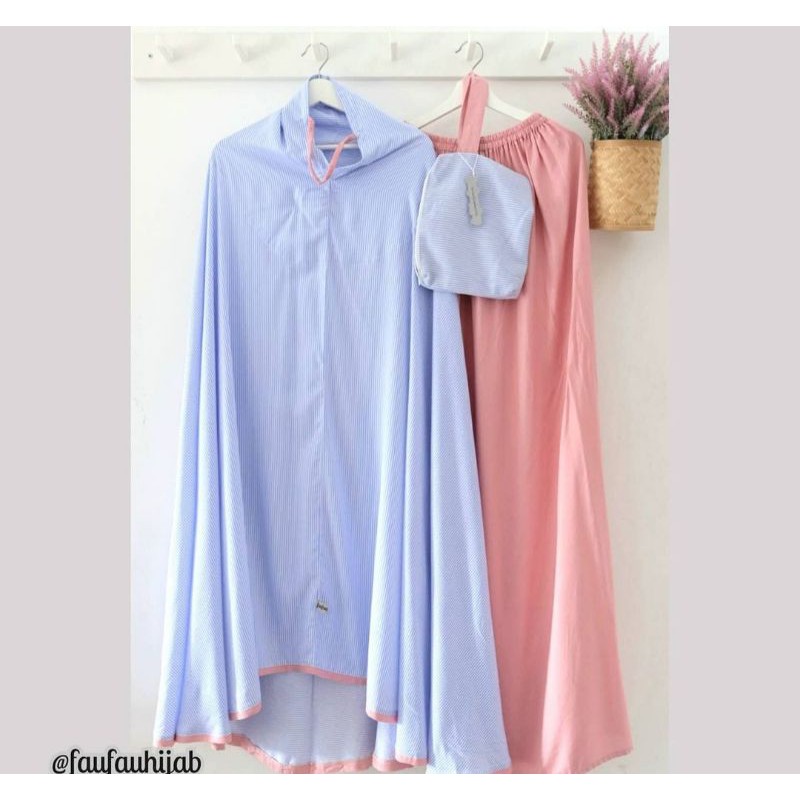 Mukena Travel Aisyah Strip Biru Muda  Faufau Hijab