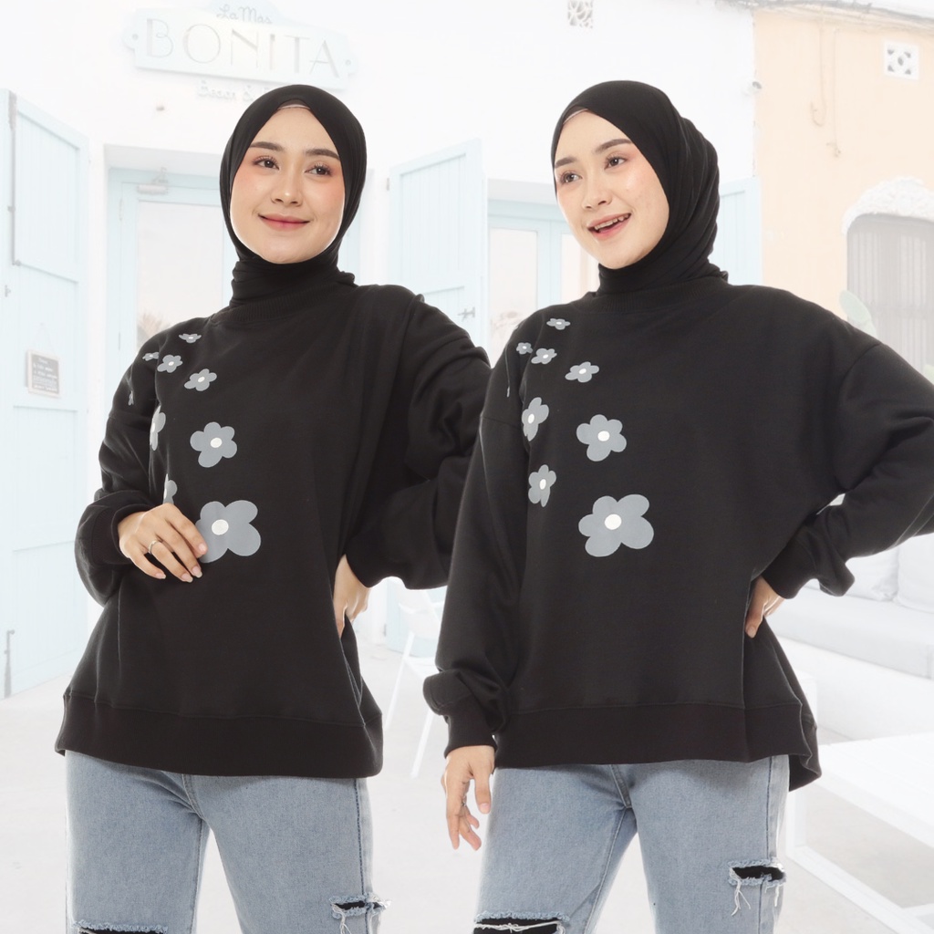 Biiu Sweater Flower Black Crewneck Oversize