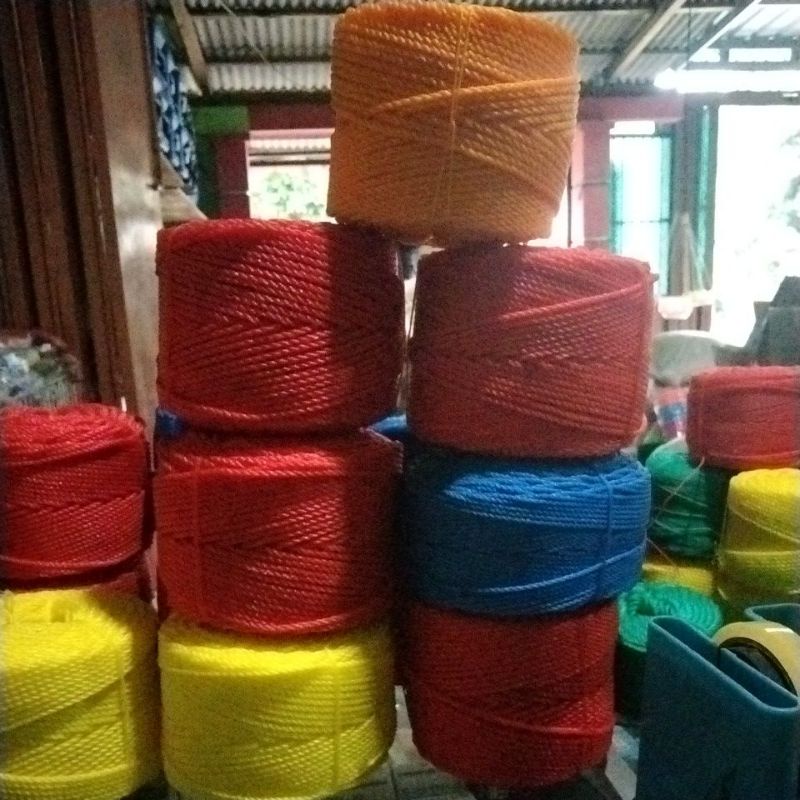 

Tambang nilon 3mm 1roll