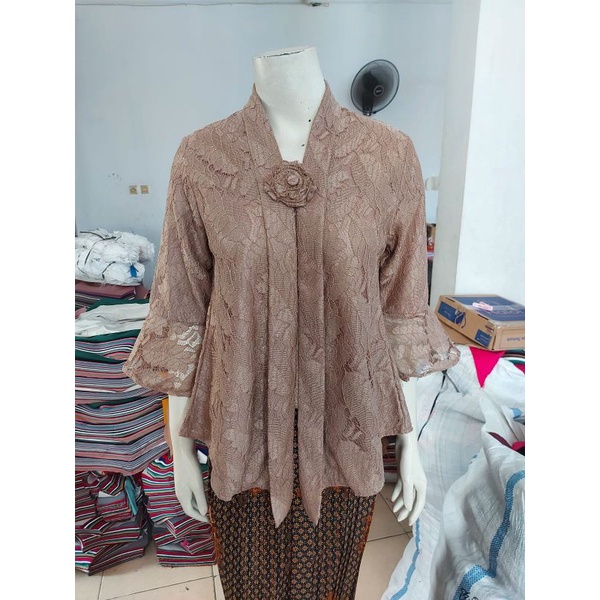 (BrTr92/100/110) Kebaya Floy Brokat GLITTER  7/8 busui TEROMPET KeroncongBusana-Hazelnut