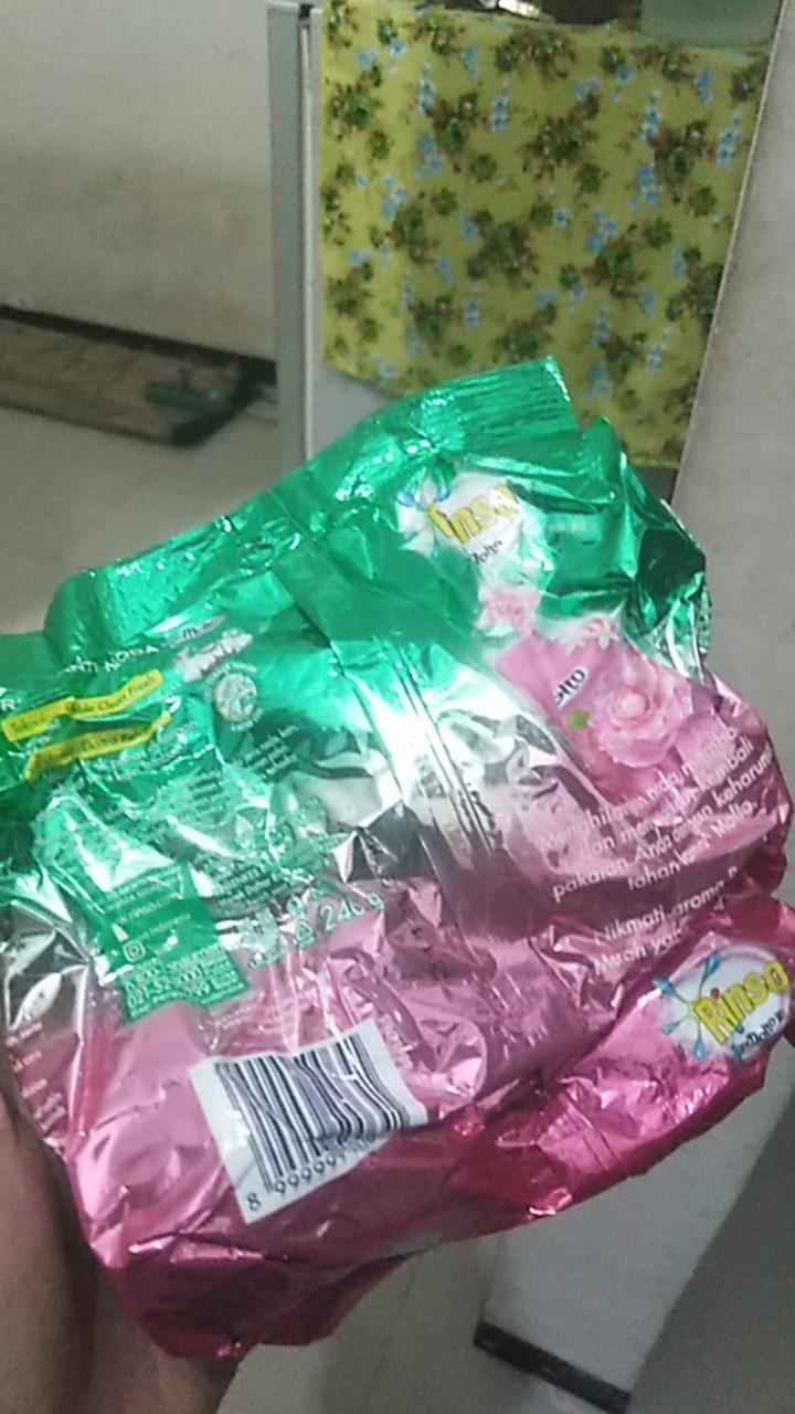 Rinso Deterjen Anti Noda Kemasan Ekonomis 250g