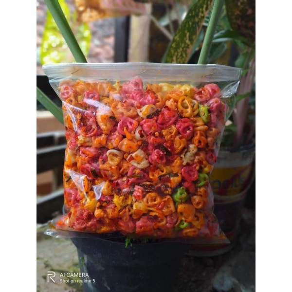 

sebring/seblak garing 100gram beracam bentuk dan rasa