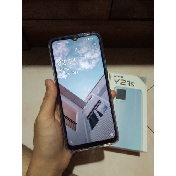 Vivo Y21s RAM 4GB +1GB Extended ROM 128GB , 50 MP Night Camera