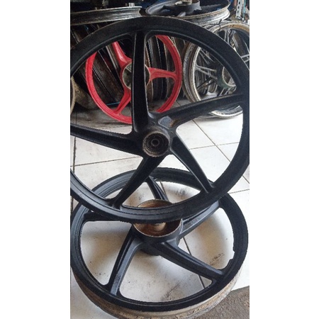 velg resing supra fit new