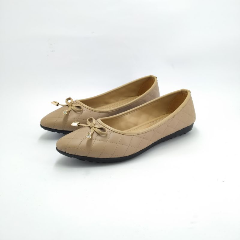 Sepatu Channel Wanita Flat Shoes Andis An47 Kulit Sintetis