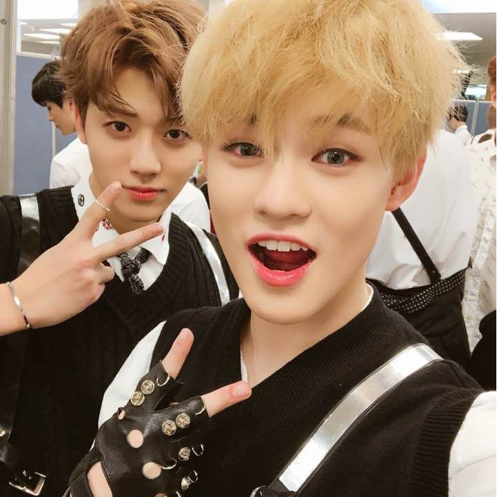 SHARING SEASON GREETINGS NCT DREAM 2021