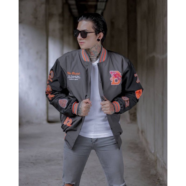 Jaket Baseball Varsity Pria Sport - Hustle Dragon 1982 Baseball - Korea Jacket Sporty