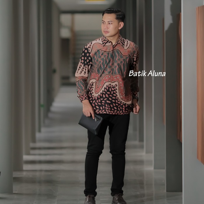 Kemeja Batik Pria Premium Solo Lengan Panjang Produsen Pabrik Batik Aluna PCW 030