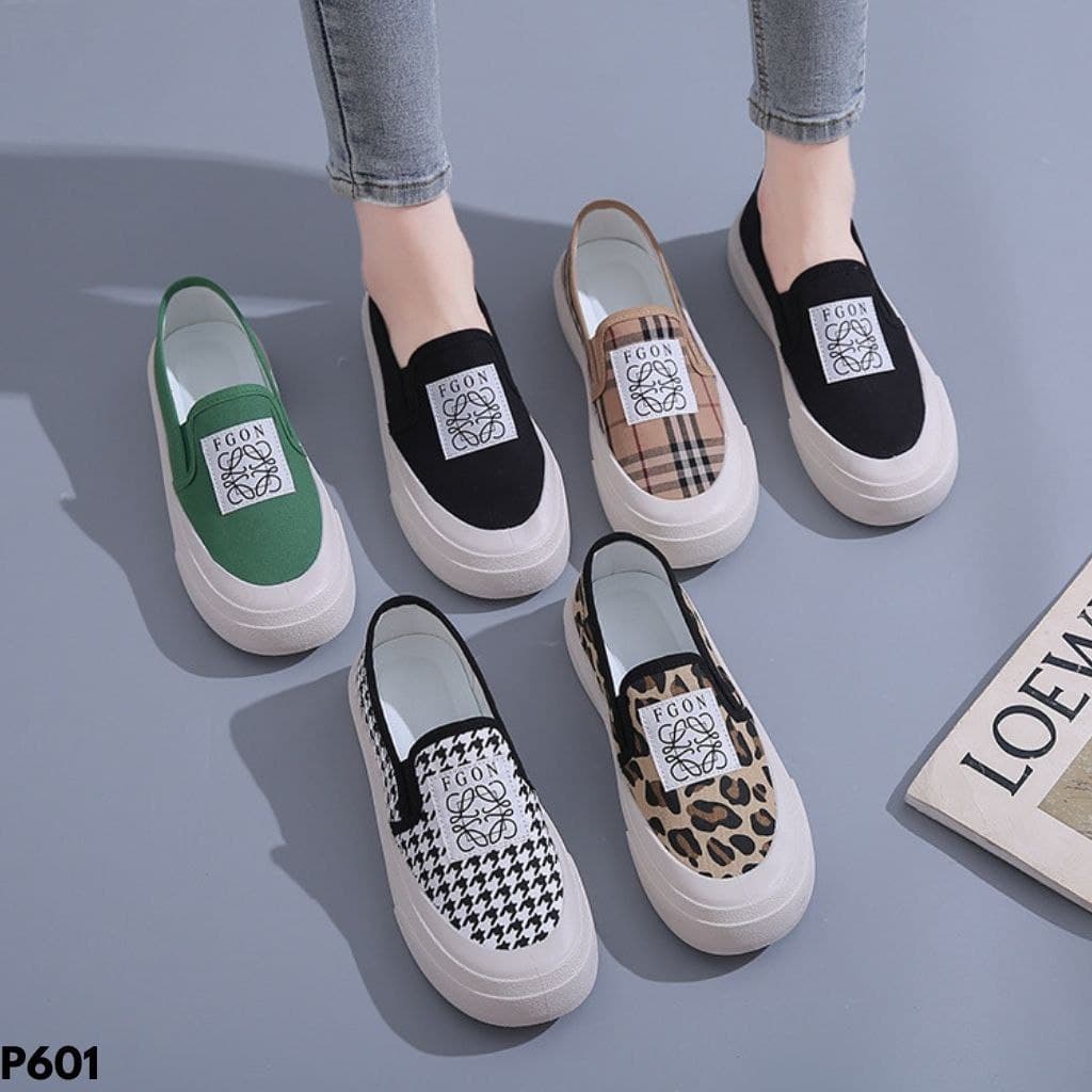 SEPATU SNEAKERS WANITA TANPA TALI MODEL GAYA ALA KOREAN WESTERN INDO BAHAN KANVAS IMPORT P601