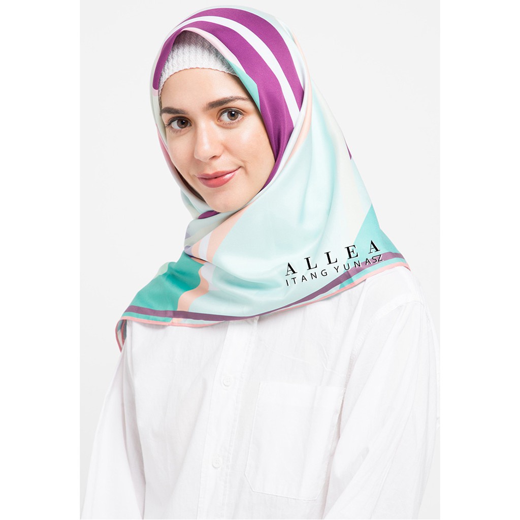 Allea Itang Yunasz Baju/Busana muslim  Evalia Scarf