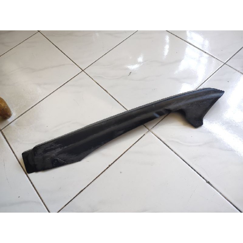 Tutup rantai katengkas ketengkas plastik 2nd Honda win 100 Original