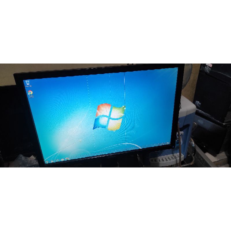 monitor komputer dell p2210 minus garis