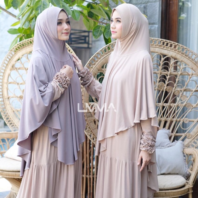 preloved Bergo Lady / Bergo jersey / by UMMA