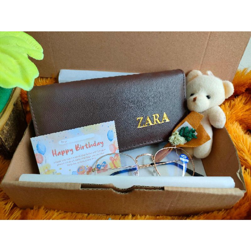 paket hampers kado ulang tahun dompet kipas kacamata murah