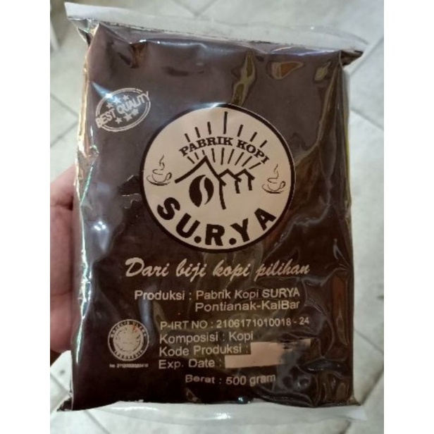 

Kopi SURYA (500g) Kopi Bubuk Asli Pontianak / Bubuk Kopi Khas Kalbar / Kopi Pontianak / Oleh oleh khas Pontianak / Kopi Kampung / Kopi Legendaris / Kopi Tradisional