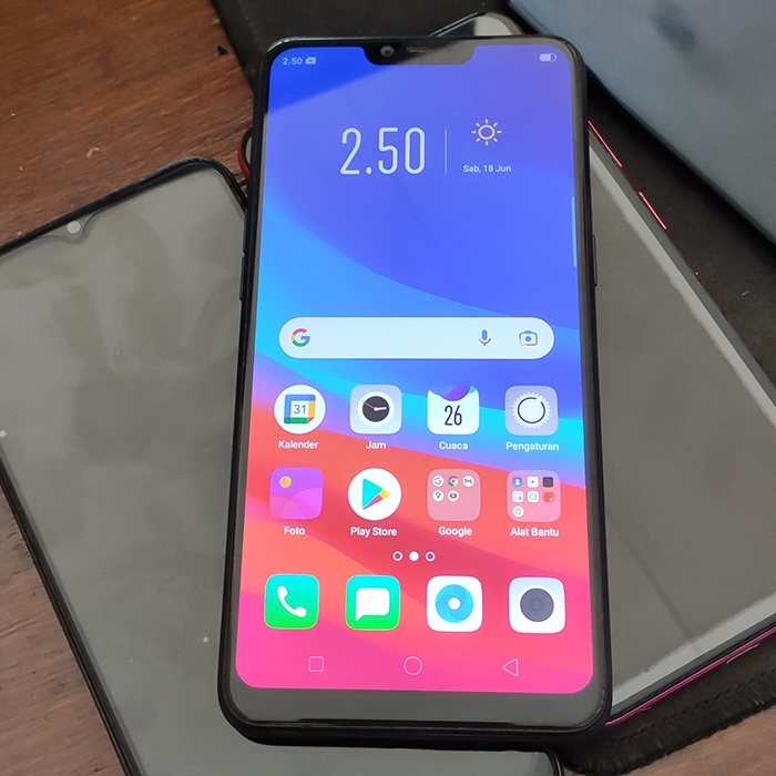 HP SEKEN OPPO A3S 2/16GB RAM