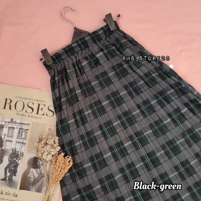 COD ROK KOREAN STYLE PLISKET 2022/ROK TARTAN PLISKET JUMBO-Plisket black-green