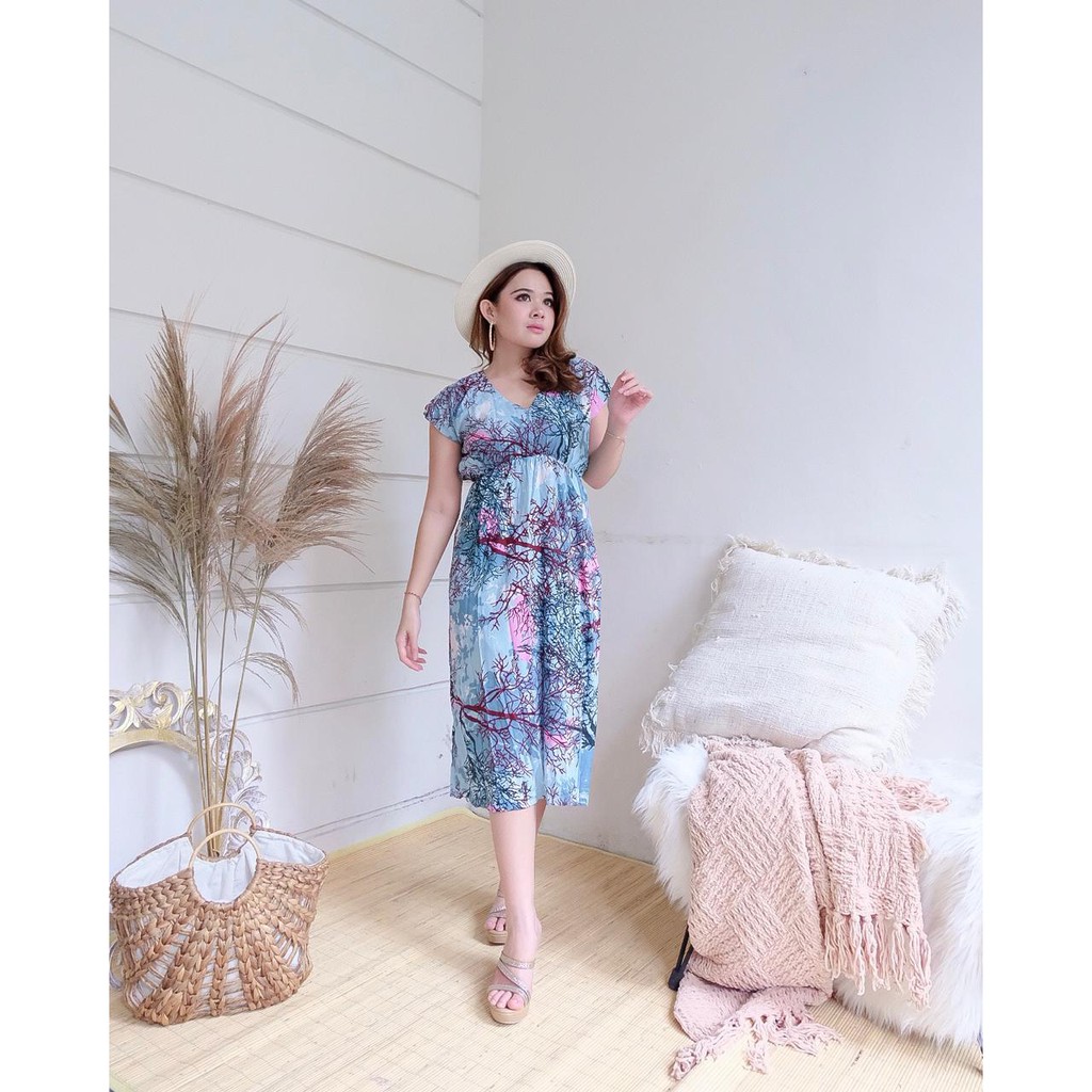 Dress Manohara Bali Panjang akar