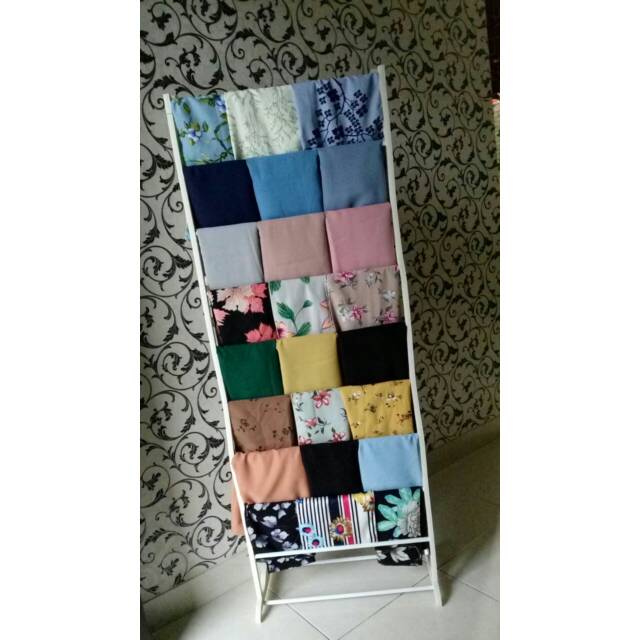 Rak jilbab/hanger jilbab portable praktis