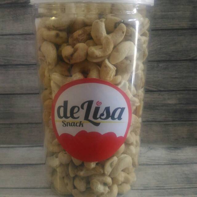 

Kacang mede utuh matang kemasan toples