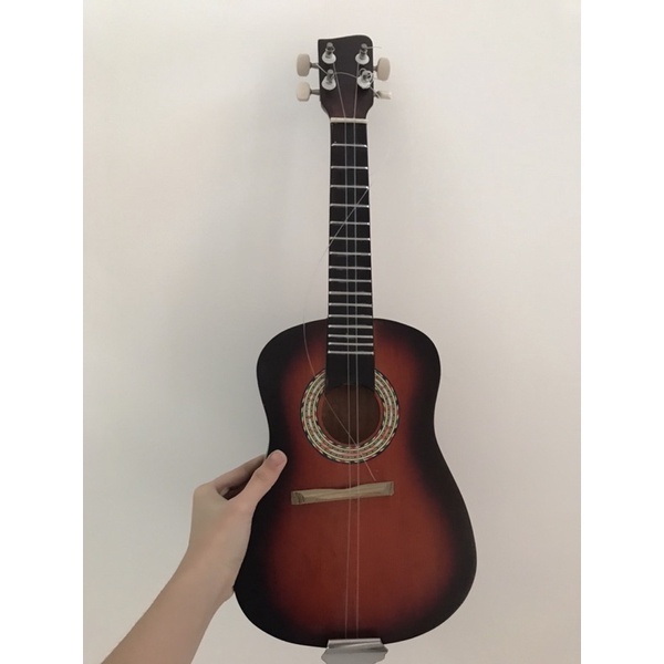 ukulele PRELOVED