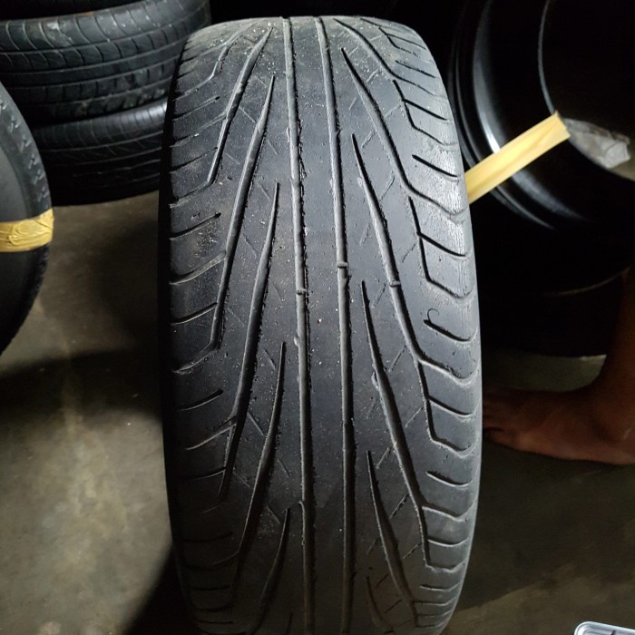 BAN GT RADIAL CHAMPIRO HPX 205/55 R16