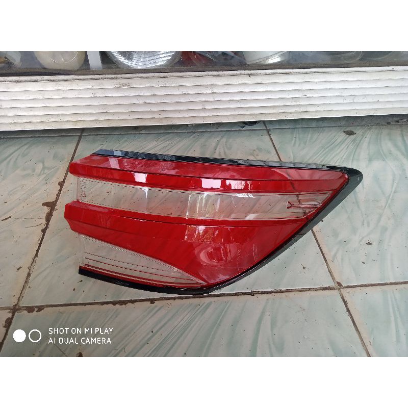MIKA STOPLAMP FORTUNER VRZ ORIGINAL