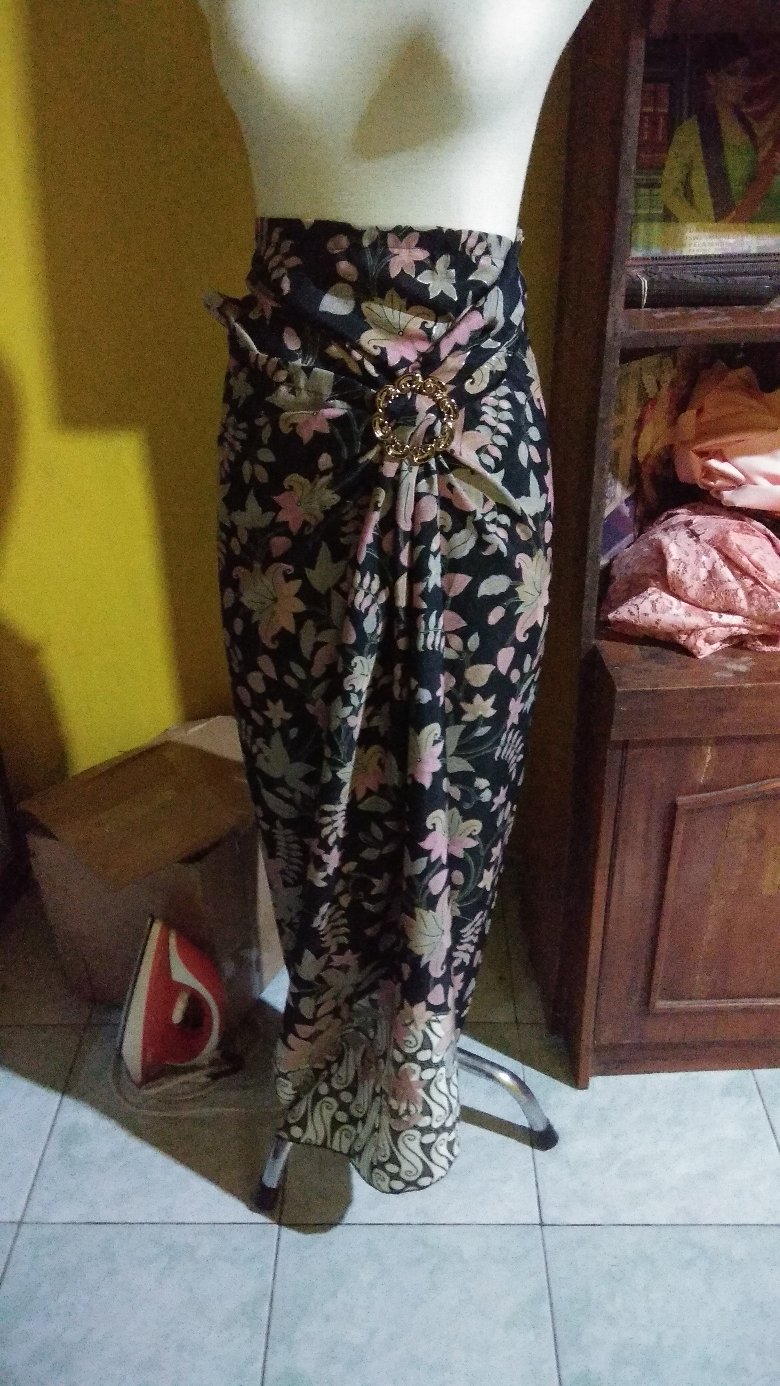 Wm>couple Bogenvil Hitam / Couple Keluarga / Couple Batik Langsung Dari Konveksi