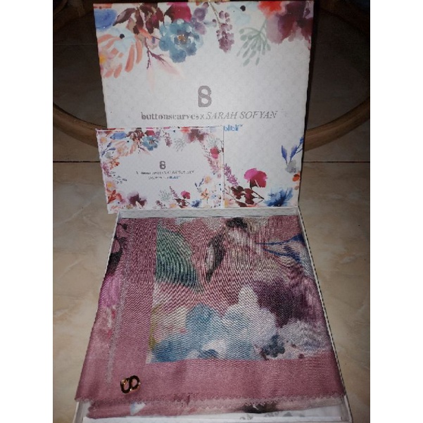 preloved Buttonscarves Le fleur