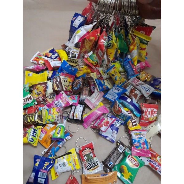 Gantungan Kunci souvenir pernikahan dan meeting motif Snack dan minuman