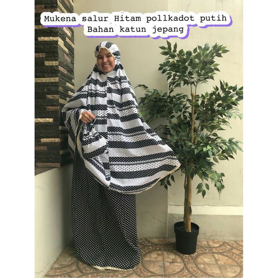 Mukena Katun Jepang Salur hitam polkadot Putih