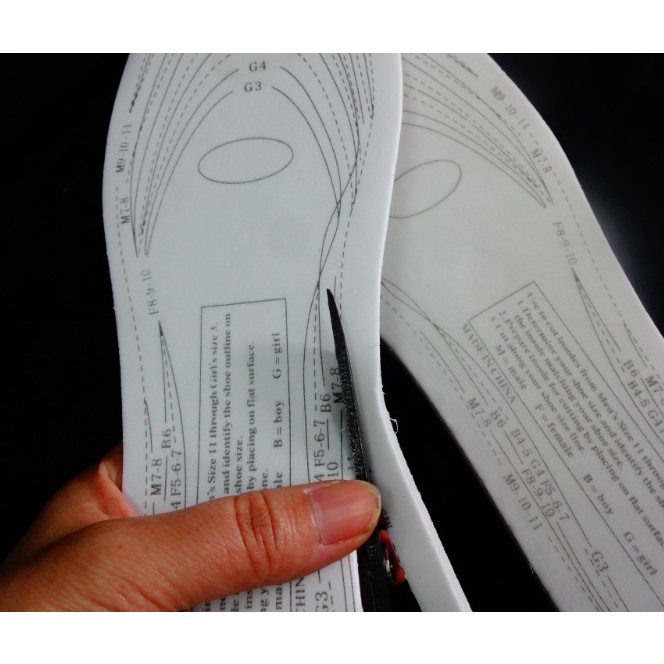 MEMORY INSOLE FOAM SEPATU SEPASANG PAD BANTALAN ALAS KAKI ANTI LECET EMPUK GANJALAN MURAH LA090W1