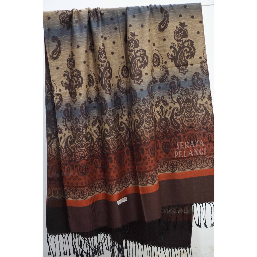 Pashmina Cashmere Tebal Ukuran Lebar 02 | Motif Keong/Polkadot | Syal | Shawl | Kashmir | Scarf | Pasmina | Souvenir | Hadiah Ulang Tahun | Birthday Gift | Aksesoris Fashion Wanita Pria | Premium Import Quality | Grosir Murah | Luxury Scarf