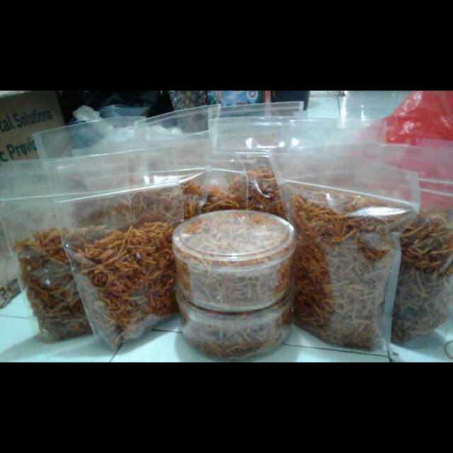 

Kripik kentang Balado. Home made tanpa pengawet.