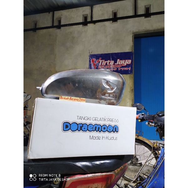 tangki doraemon jok cb busa pres nganjukan presisi