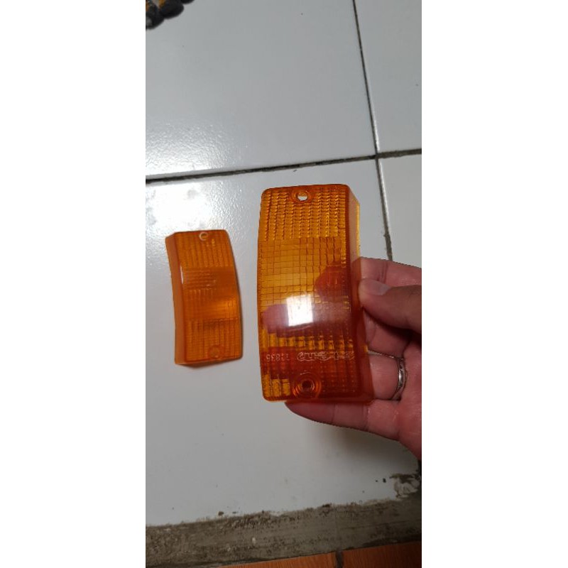 Mika Sein Siem depan vespa px lama original NOS