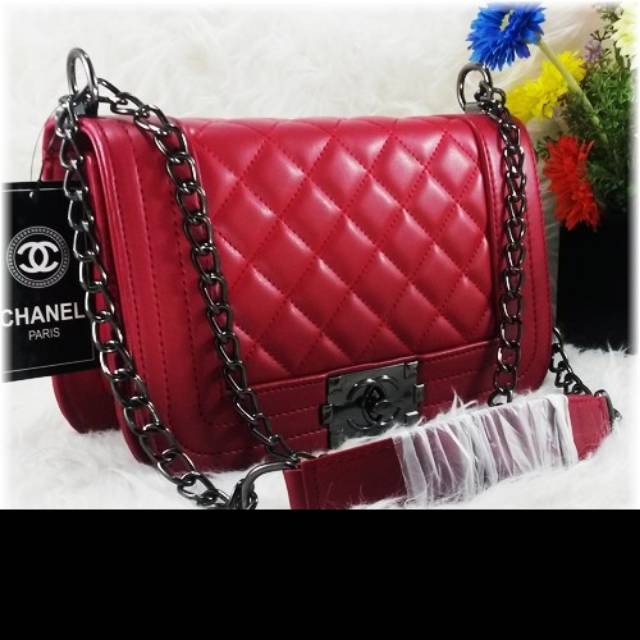 Chanel Boy Super