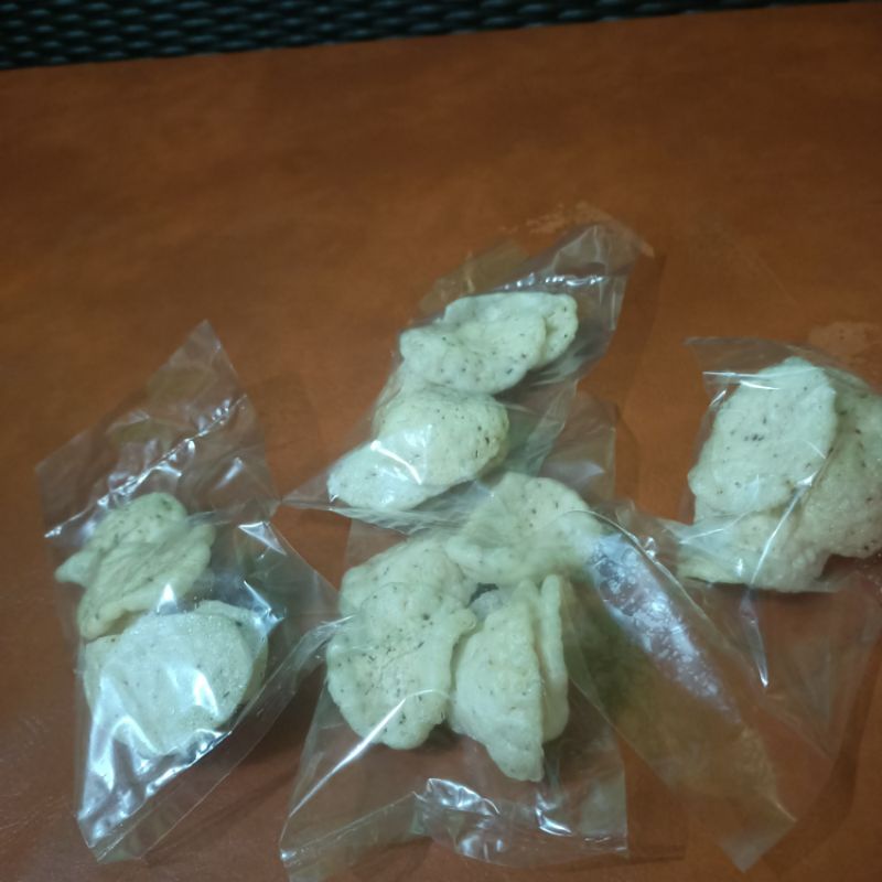

kerupuk jengkol kecil