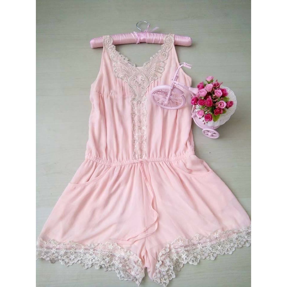 Jumpsuit  Sifon Silky dengan bordir Gold yg mewah Brand Dazzlin Japan