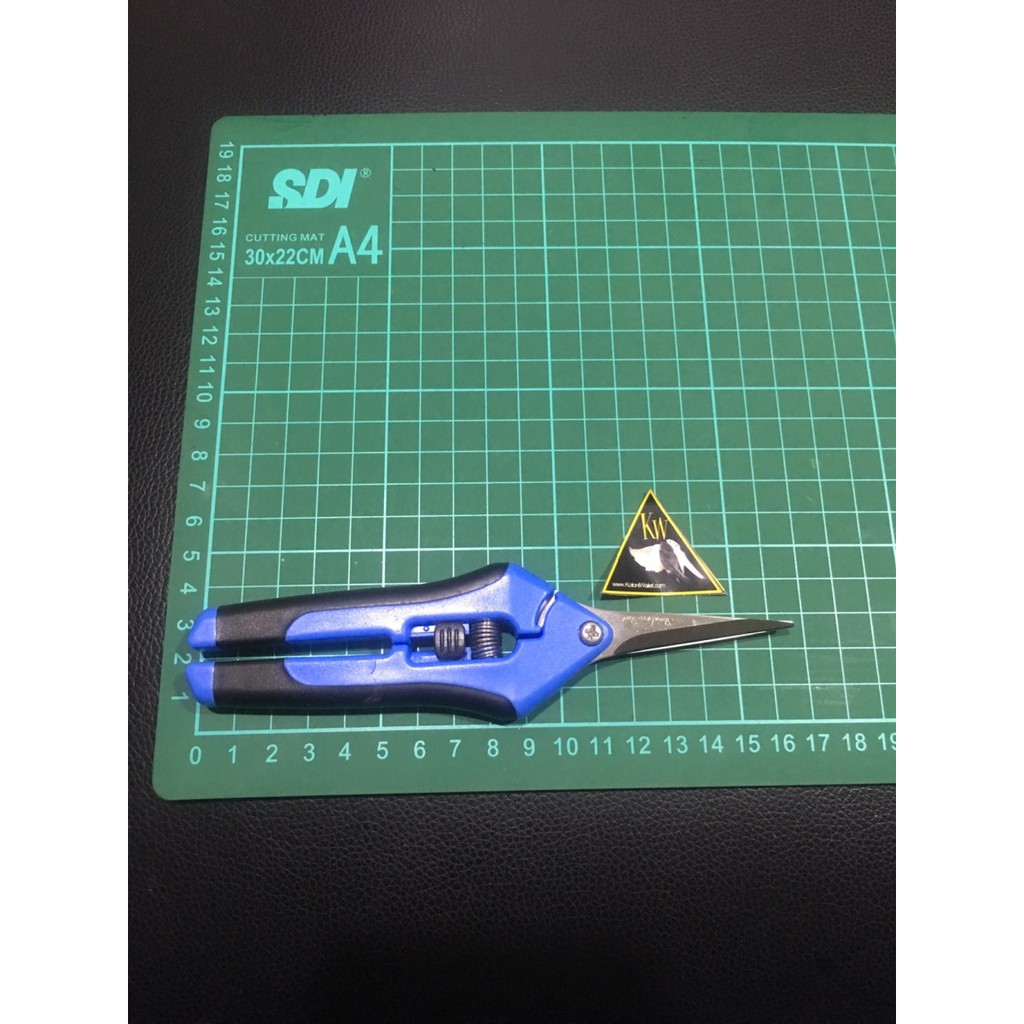 

Gunting Kakian Sarang Walet 2 / gunting walet / gunting sarang walet / gunting kakian walet / gunting sarang / gunting kaki walet / alat cuci sarang walet / cetakan sarang walet / bola walet / cetakan walet / cetakan sarang / pinset walet / jepit walet