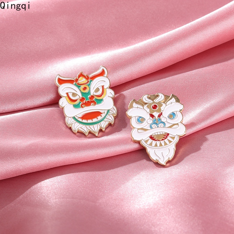 Bros Pin Enamel Desain Kartun Singa Menari Tradisional China Untuk Hadiah